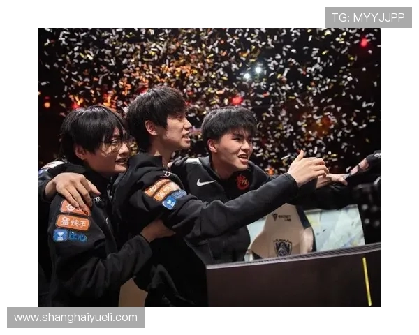 和平精英深度分析：探讨FPX战队的战术意识与团队协作策略