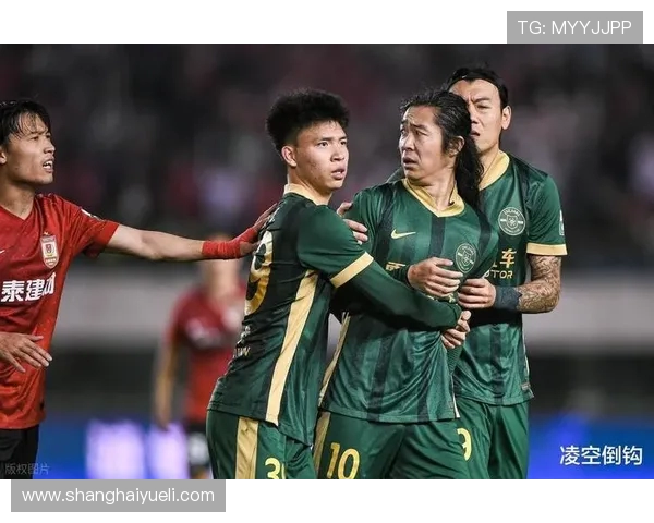 长春亚泰强势迎战劲敌聚焦赛场激情对决胜负即将揭晓